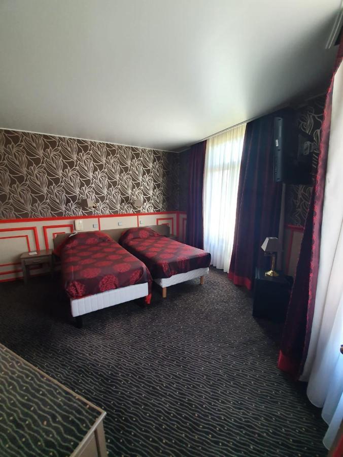 Le Grand Hotel Valenciennes Exterior foto