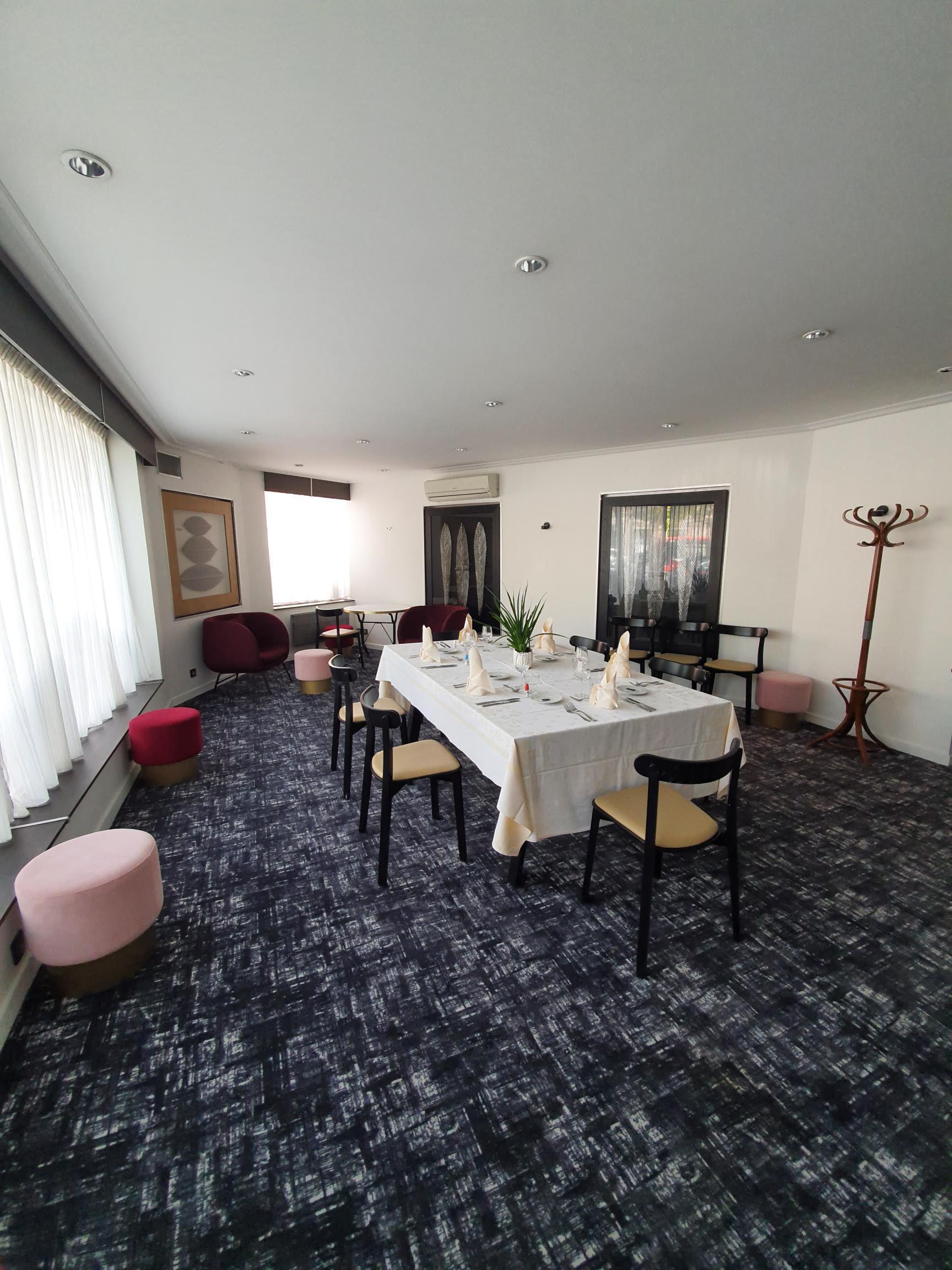 Le Grand Hotel Valenciennes Exterior foto